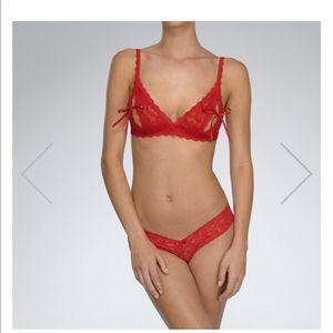 Hanky Panky- Bralette/Thong- Red Never worn/tags